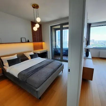 18th Floor Skyline View With Fireplace And Free Parking * Bratislava