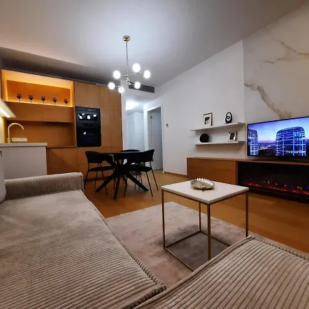 Apartmán 18th Floor Skyline View With Fireplace And Free Parking Bratislava