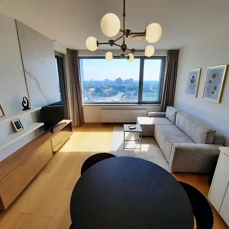18th Floor Skyline View With Fireplace And Free Parking Appartamento *