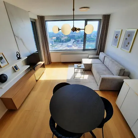 Apartmán 18th Floor Skyline View With Fireplace And Free Parking
